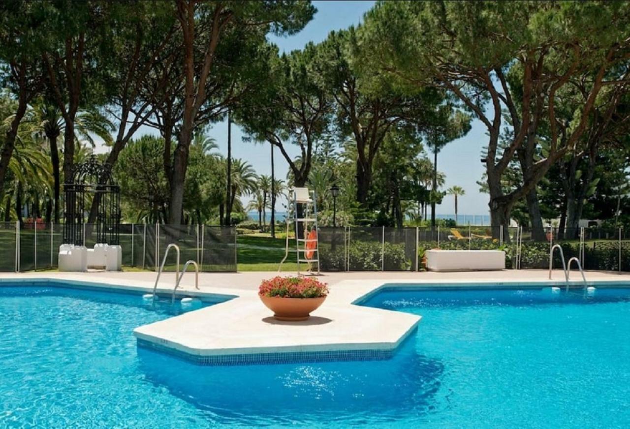 Beachfront Luxury Residence, Playas Del Duque, Puerto Banus, Марбелья Екстер'єр фото