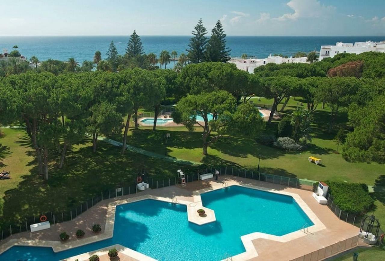 Beachfront Luxury Residence, Playas Del Duque, Puerto Banus, Марбелья Екстер'єр фото